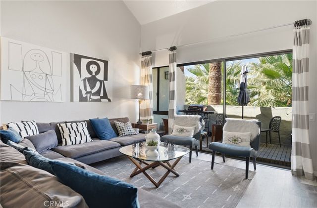 1655 E Palm Canyon 708, Palm Springs, CA 92264