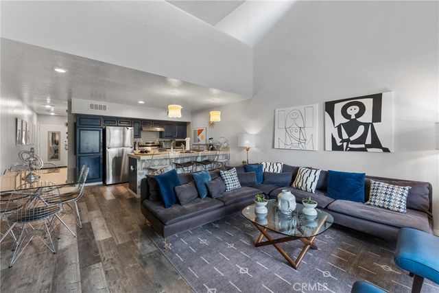 1655 E Palm Canyon 708, Palm Springs, CA 92264