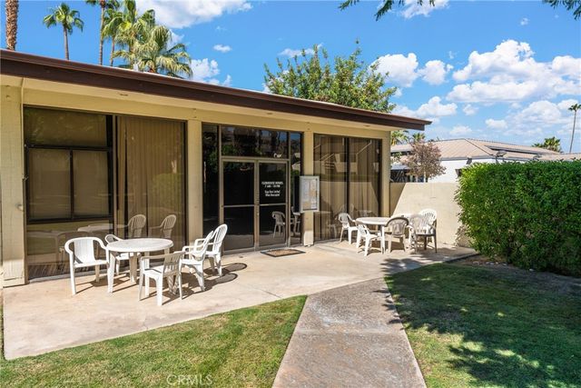 1655 E Palm Canyon 708, Palm Springs, CA 92264