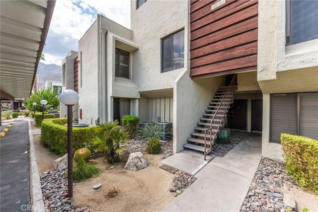 1655 E Palm Canyon 708, Palm Springs, CA 92264