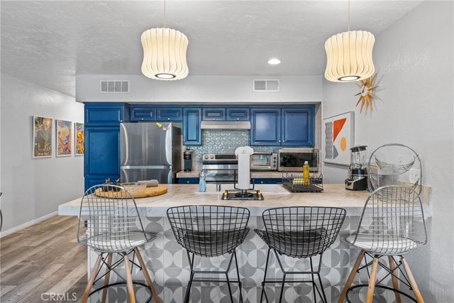 1655 E Palm Canyon 708, Palm Springs, CA 92264