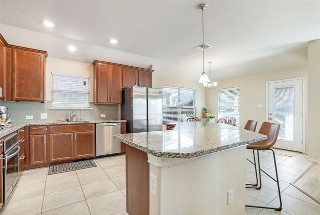 708 Guthrie Lane, Mckinney, TX 75071