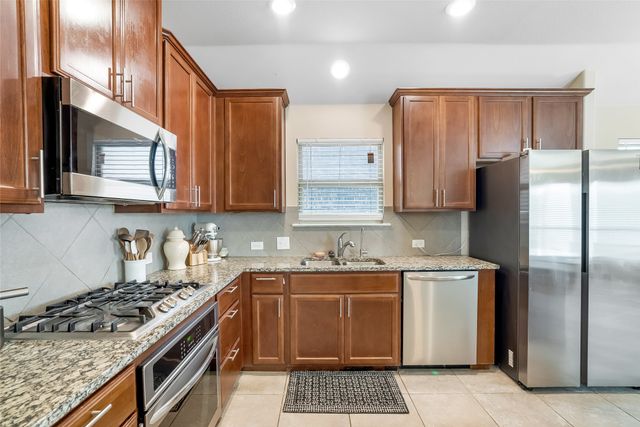 708 Guthrie Lane, Mckinney, TX 75071