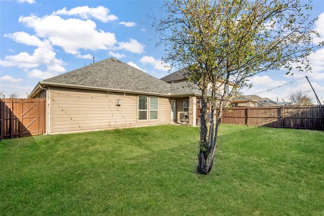 708 Guthrie Lane, Mckinney, TX 75071