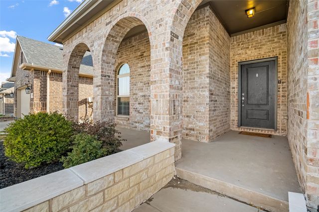 708 Guthrie Lane, Mckinney, TX 75071