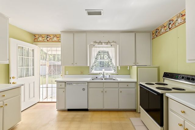 425 Mance Newton Rd, Dothan, AL 36303