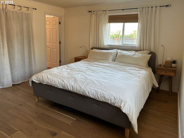 3034 PORTER St, Roseburg, OR 97470