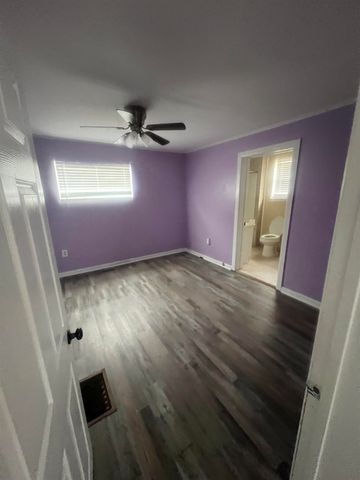 1236 Glenwood Street, Milton, WV 25541
