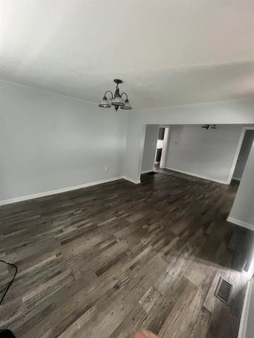 1236 Glenwood Street, Milton, WV 25541