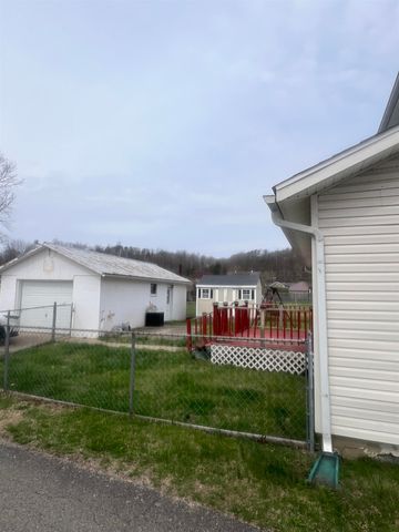 1236 Glenwood Street, Milton, WV 25541
