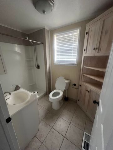 1236 Glenwood Street, Milton, WV 25541