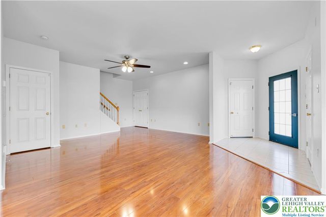 8376 Scenic View Drive, Upper Macungie Twp, PA 18031