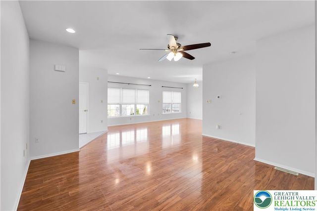 8376 Scenic View Drive, Upper Macungie Twp, PA 18031