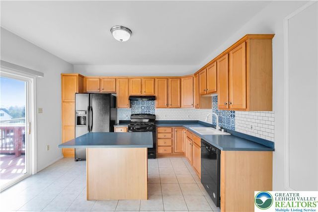 8376 Scenic View Drive, Upper Macungie Twp, PA 18031