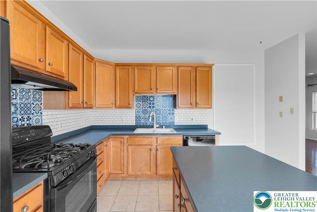 8376 Scenic View Drive, Upper Macungie Twp, PA 18031