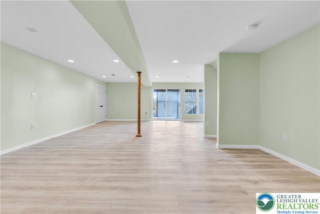 8376 Scenic View Drive, Upper Macungie Twp, PA 18031