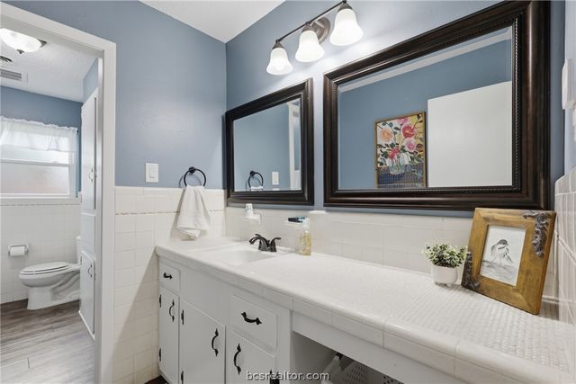 2507 Willow Bend Drive, Bryan, TX 77802