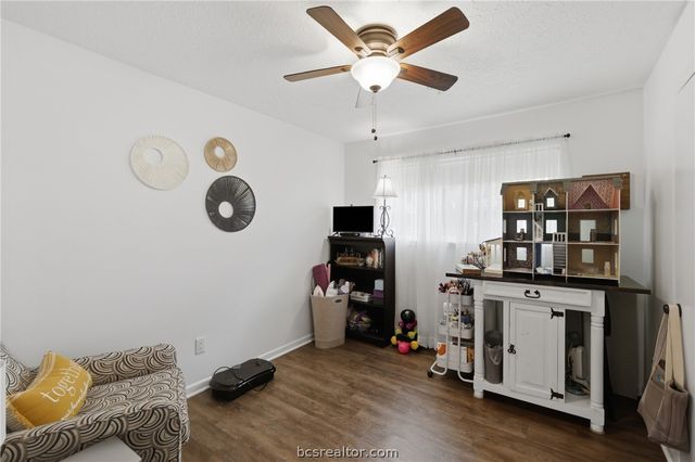 2507 Willow Bend Drive, Bryan, TX 77802