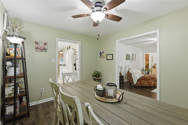 2507 Willow Bend Drive, Bryan, TX 77802