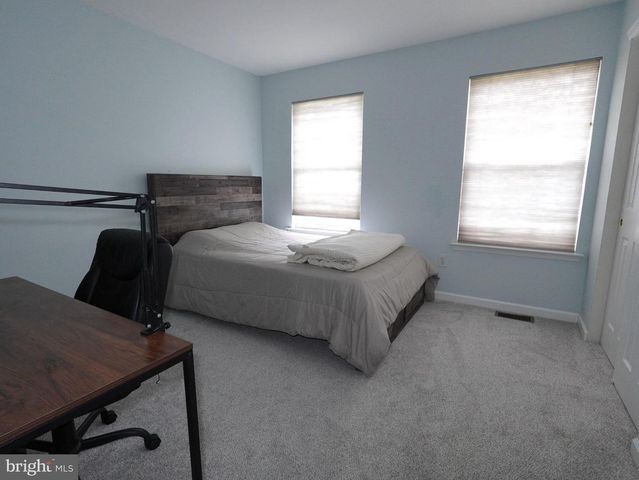 609 HARPER DR, Glassboro, NJ 08028
