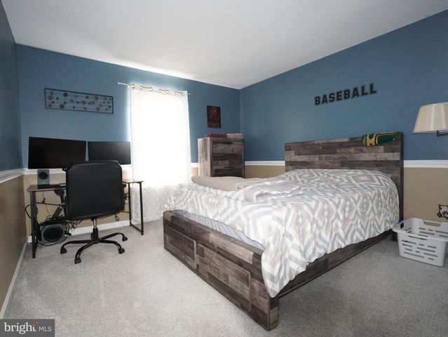 609 HARPER DR, Glassboro, NJ 08028