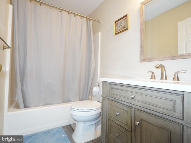 609 HARPER DR, Glassboro, NJ 08028
