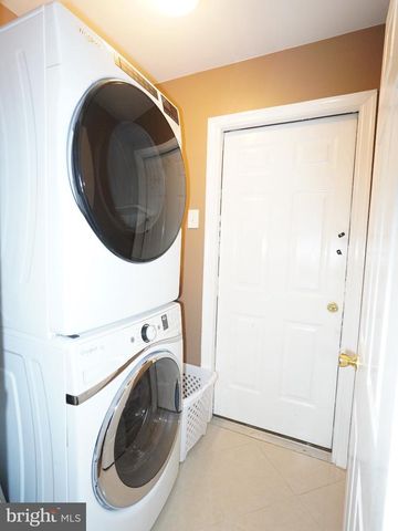 609 HARPER DR, Glassboro, NJ 08028