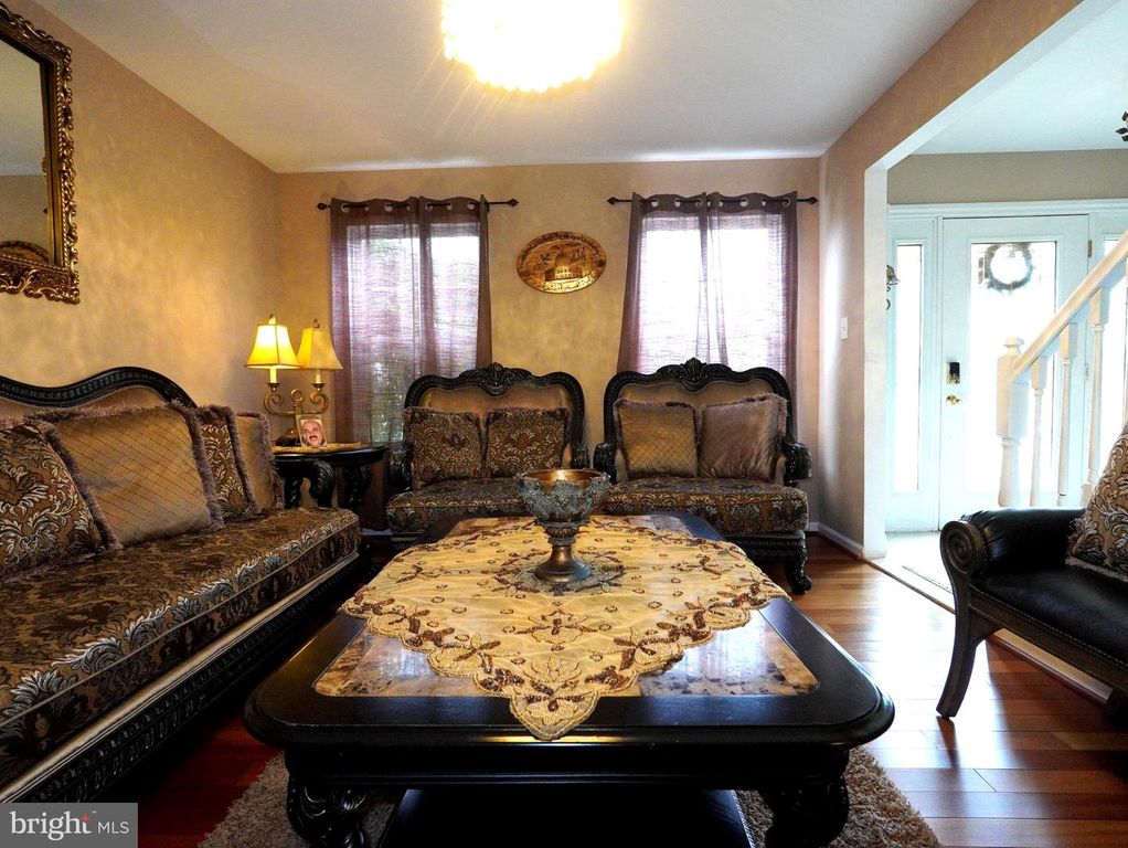 609 HARPER DR, GLASSBORO, NJ 08028 — photo 5