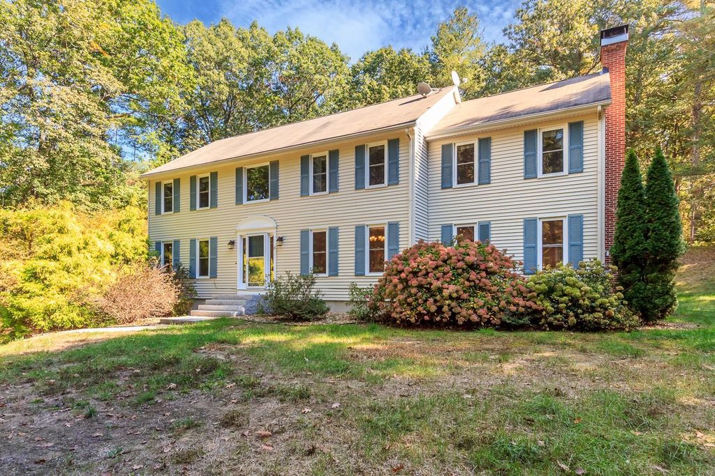 6 White Oak Lane, Derry, NH 03038