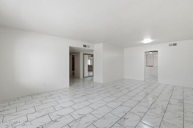 4731 W PARADISE Lane, Glendale, AZ 85306