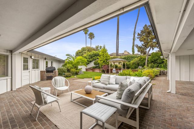 1616 Clemson Circle, La Jolla, CA 92037