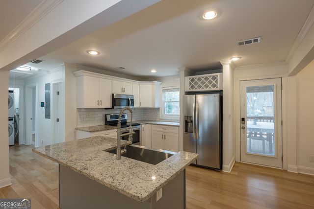 1895 Flat Shoals Road SE, Atlanta, GA 30316