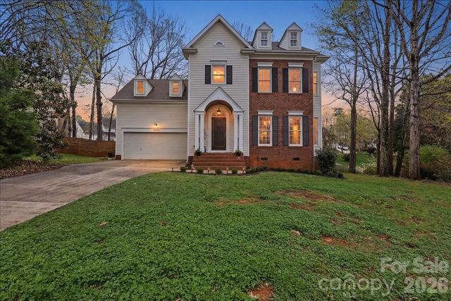 4005 Country Oaks Drive, Waxhaw, NC 28173