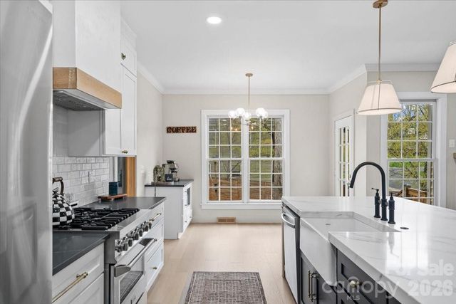 4005 Country Oaks Drive, Waxhaw, NC 28173