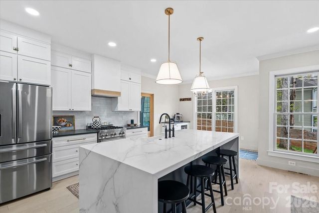 4005 Country Oaks Drive, Waxhaw, NC 28173