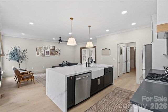 4005 Country Oaks Drive, Waxhaw, NC 28173