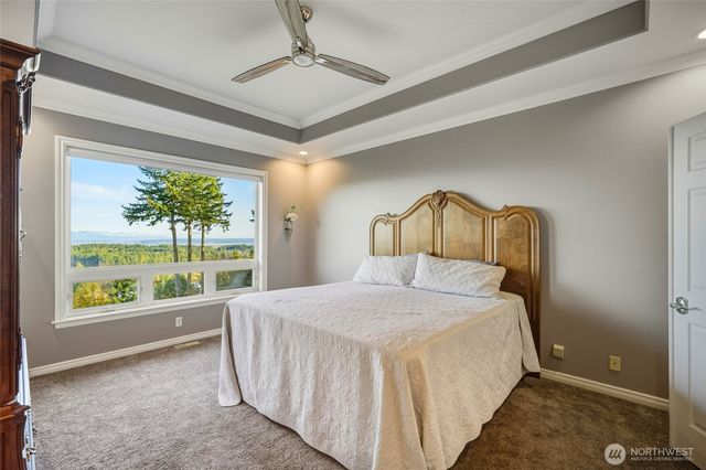 514 Wayne's Ridge Circle, Camano Island, WA 98282
