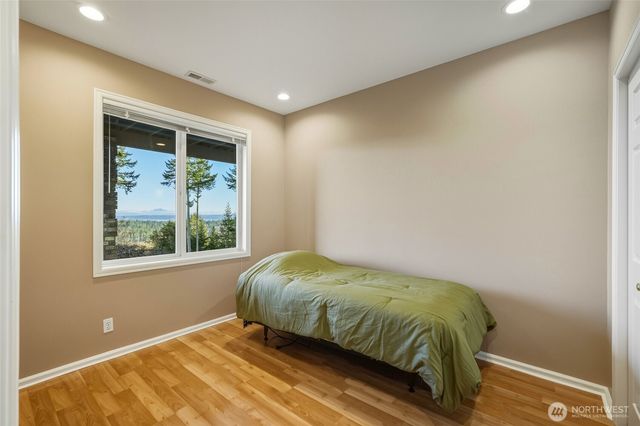 514 Wayne's Ridge Circle, Camano Island, WA 98282