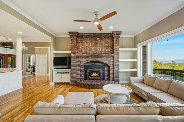 514 Wayne's Ridge Circle, Camano Island, WA 98282