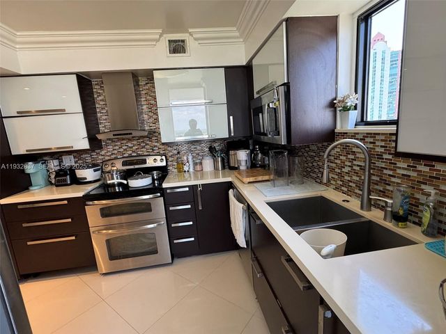 3300 NE 192nd St PH01, Aventura, FL 33180