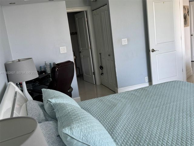 3300 NE 192nd St PH01, Aventura, FL 33180