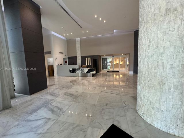 3300 NE 192nd St PH01, Aventura, FL 33180