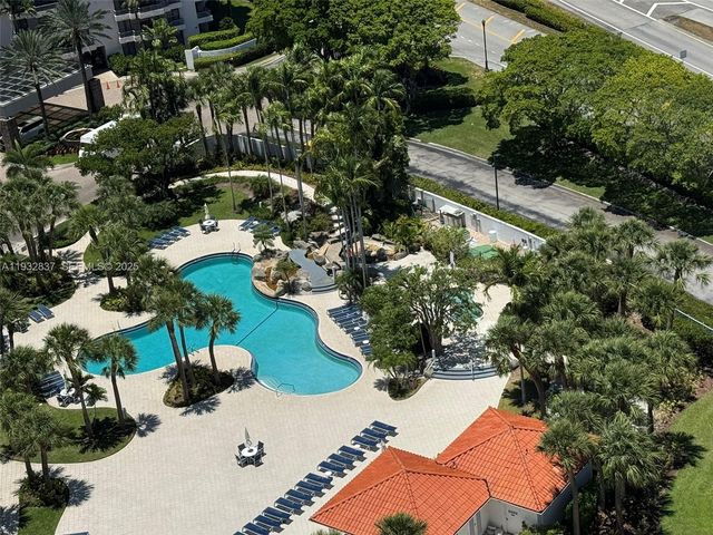 3300 NE 192nd St PH01, Aventura, FL 33180