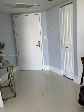 3300 NE 192nd St PH01, Aventura, FL 33180