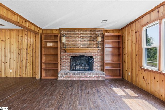 205 Dietz Drive, Spartanburg, SC 29307