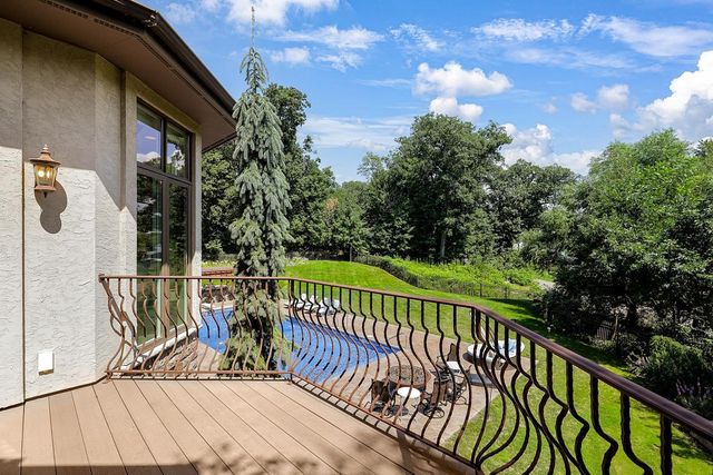 2680 Shadywood Road, Orono, MN 55331