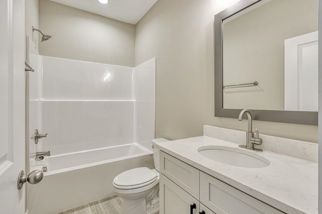 25 Greenbriar Lane, Woodruff, SC 29388