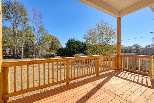 25 Greenbriar Lane, Woodruff, SC 29388