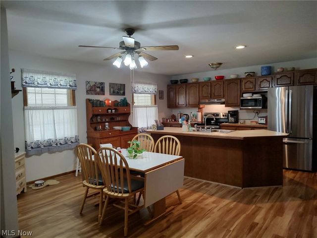 4314 Sherrod Valley Drive SW, Sherrodsville, OH 44675