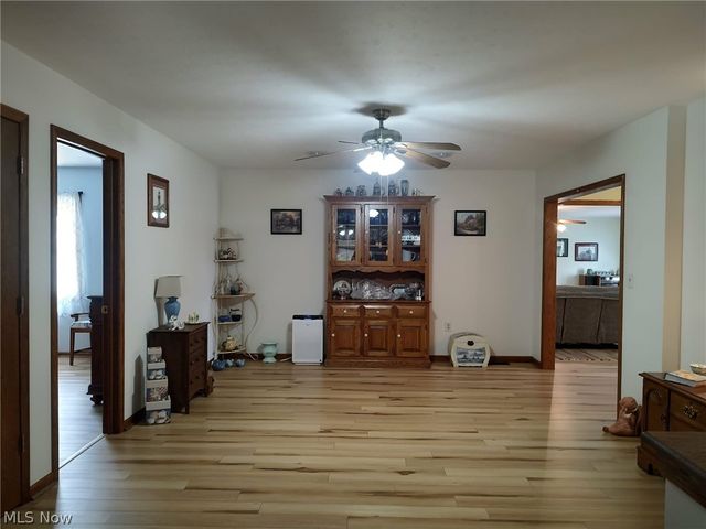 4314 Sherrod Valley Drive SW, Sherrodsville, OH 44675